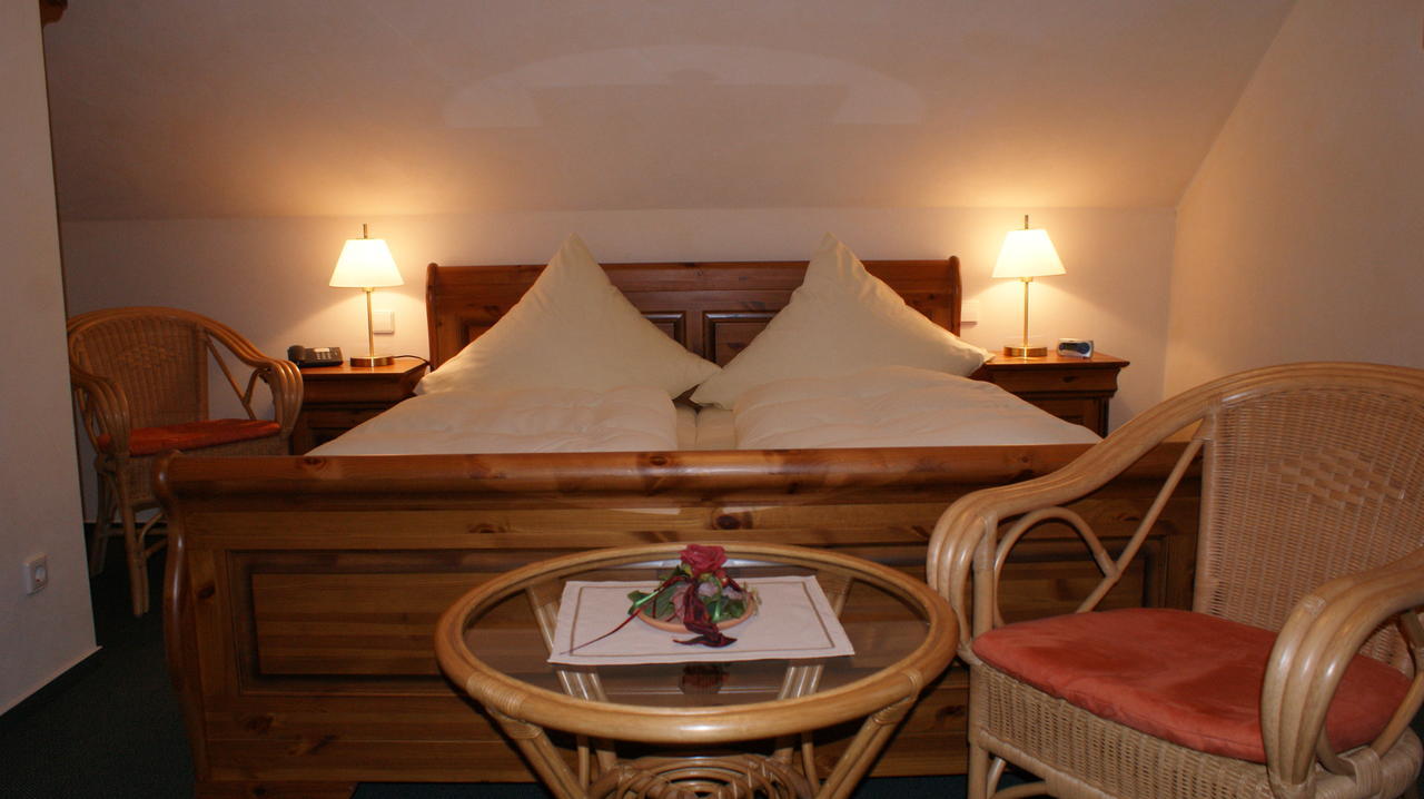 Landhotel Loenskrug Hellental Εξωτερικό φωτογραφία