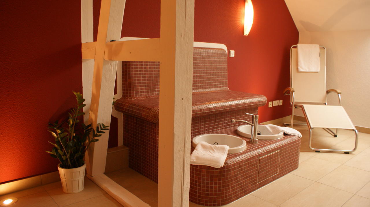 Landhotel Loenskrug Hellental Εξωτερικό φωτογραφία